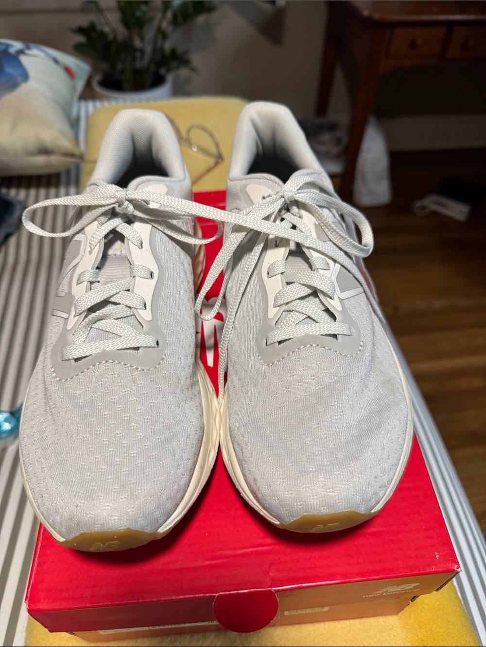 New Balance Fresh Foam Arishi v4 women’s running/athletic shoes in a versatile g